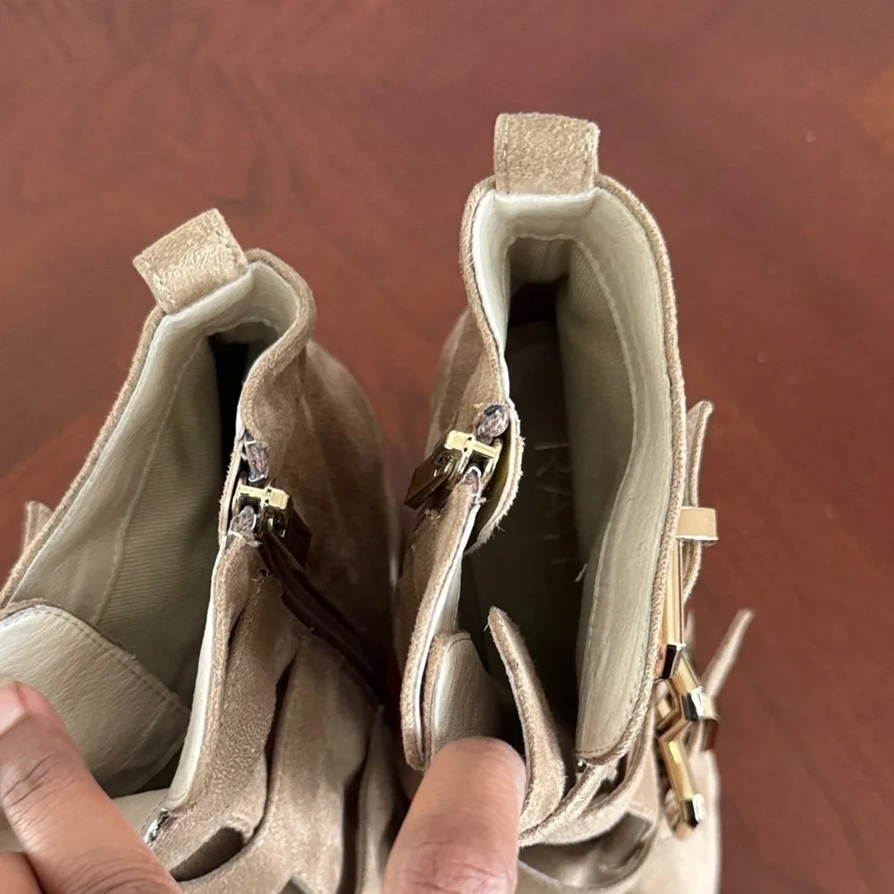 RAYE x house of Harlow suede Doute boots Buckle Detail pointed toe Sz 6